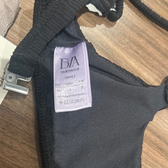 Black Ribbed Bikini Top - Picture 4 of 4